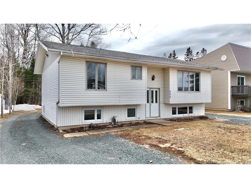 









253


Jacques

,
Beresford,




NB
E8K 1J9


