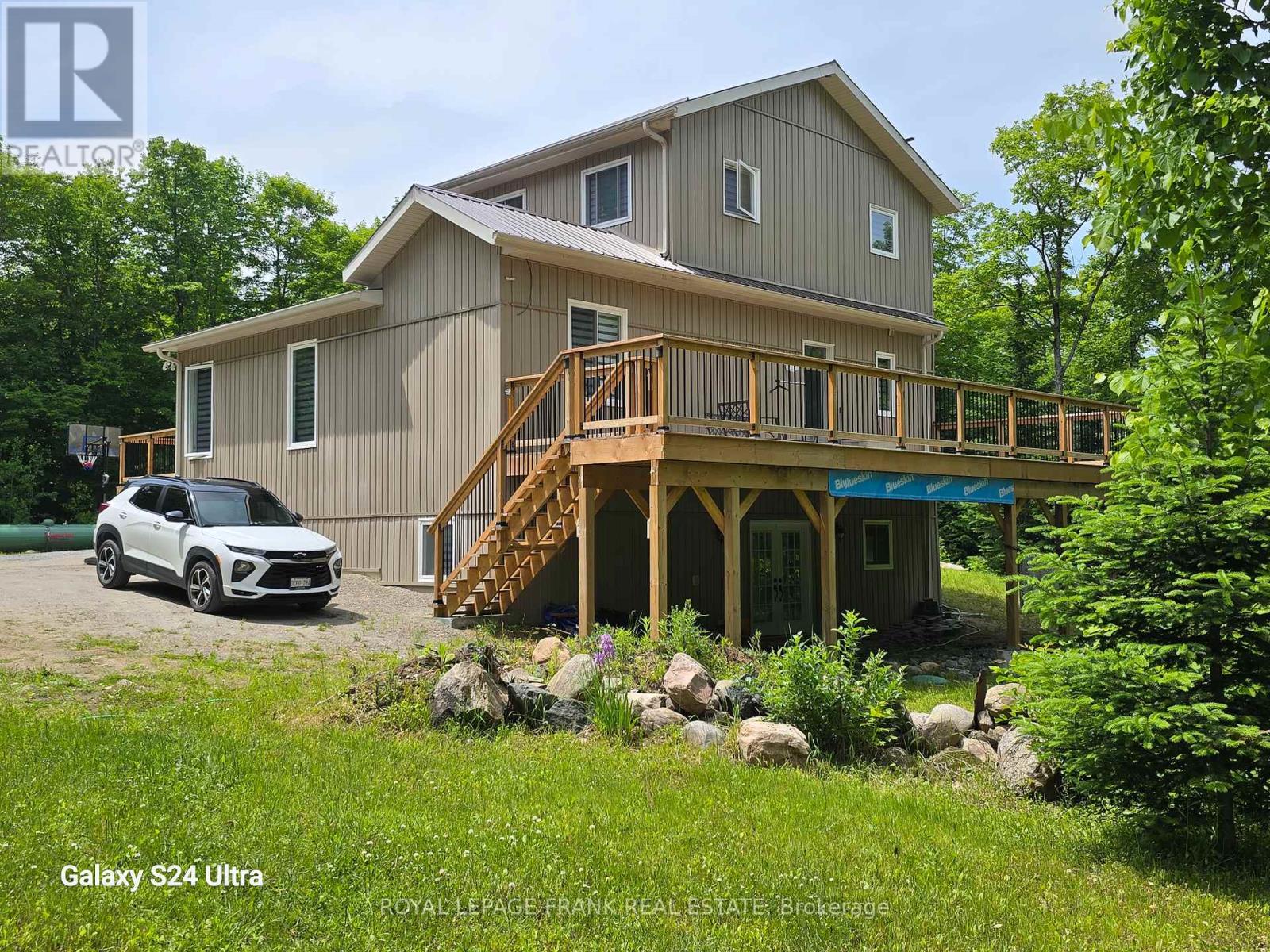 












1097 CHEDDAR ROAD

,
Highlands East (Cardiff Ward),




Ontario
K0L1M0

