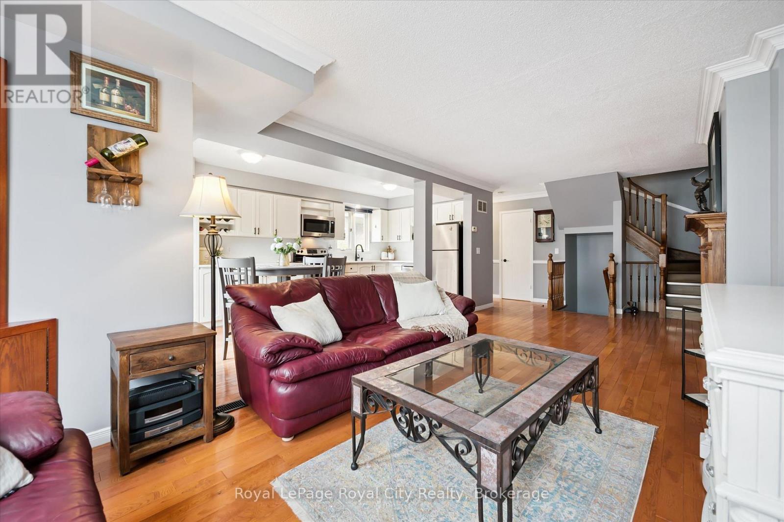 












25 - 941 GORDON STREET

,
Guelph (Kortright West),




Ontario
N1G4R9

