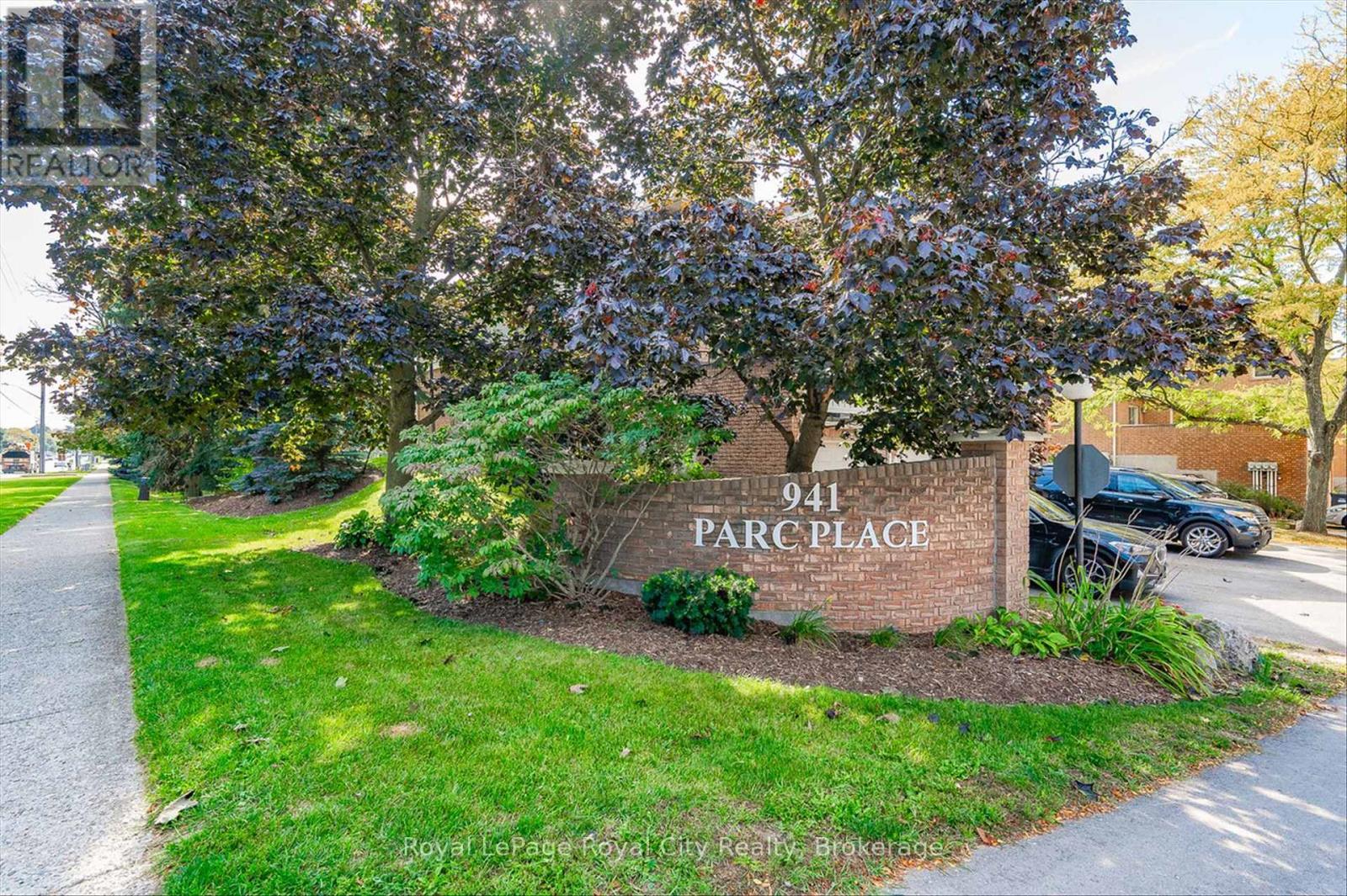 












25 - 941 GORDON STREET

,
Guelph (Kortright West),




Ontario
N1G4R9

