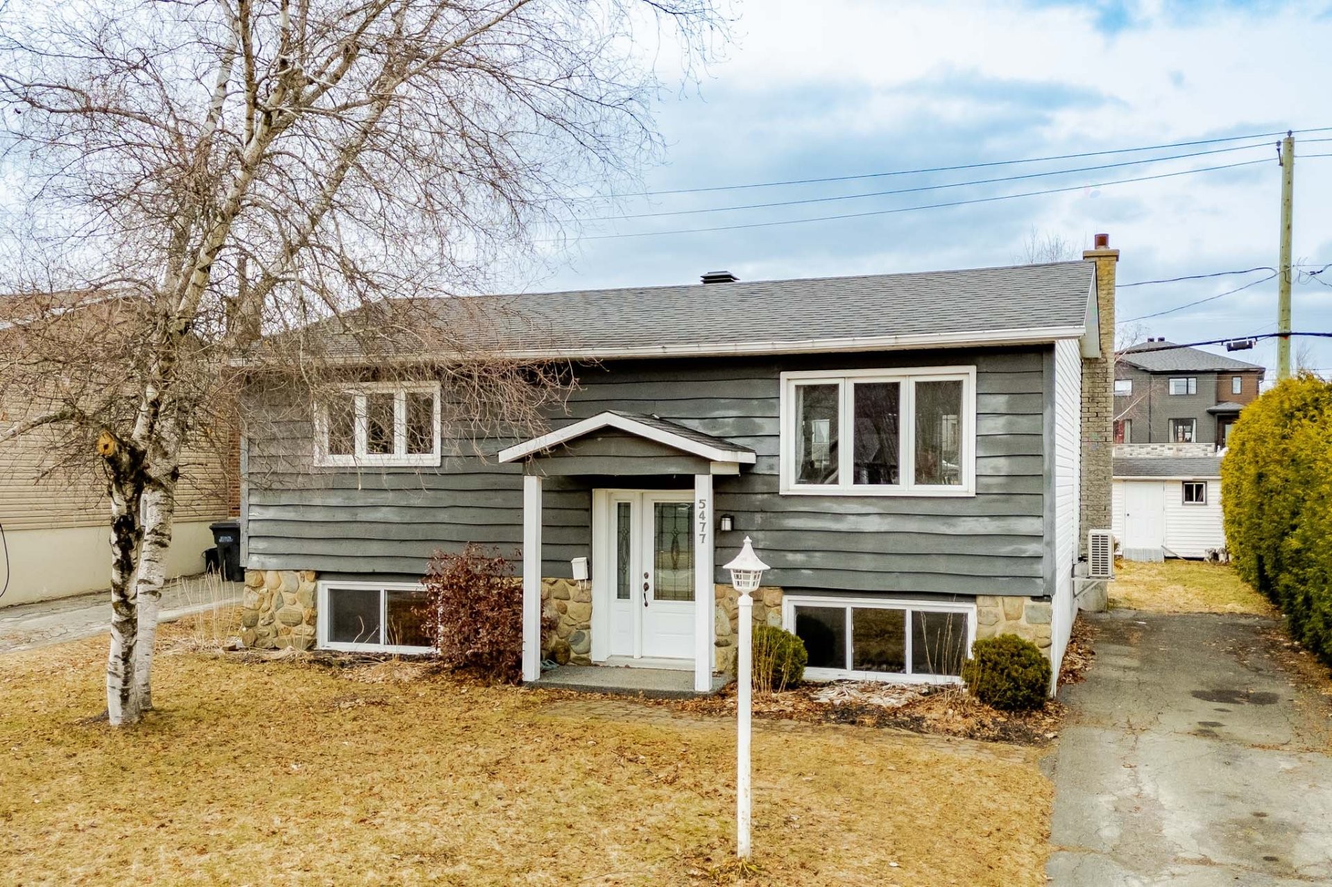 









5477


Rue Hériot

,
Sherbrooke (Brompton/Rock Forest/Saint-Élie/Deauville),




QC
J1N2J2

