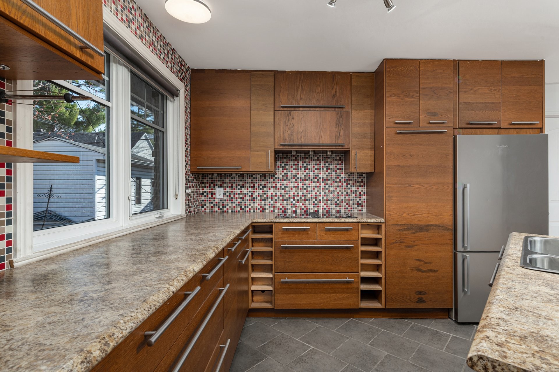 









1011


Rue Lapointe

,
Terrebonne (Lachenaie),




QC
J6W5H2

