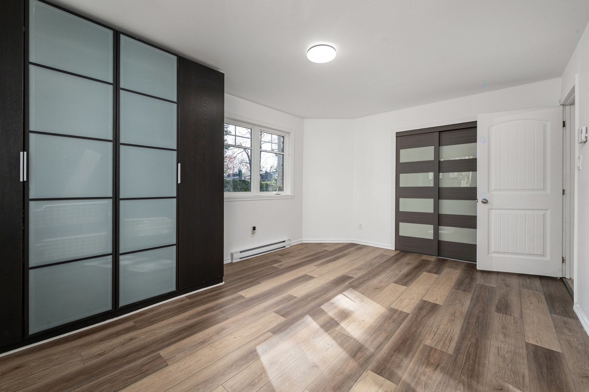 









1011


Rue Lapointe

,
Terrebonne (Lachenaie),




QC
J6W5H2

