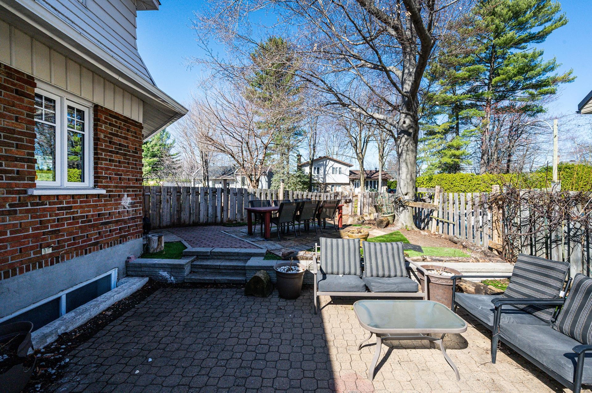 









1011


Rue Lapointe

,
Terrebonne (Lachenaie),




QC
J6W5H2

