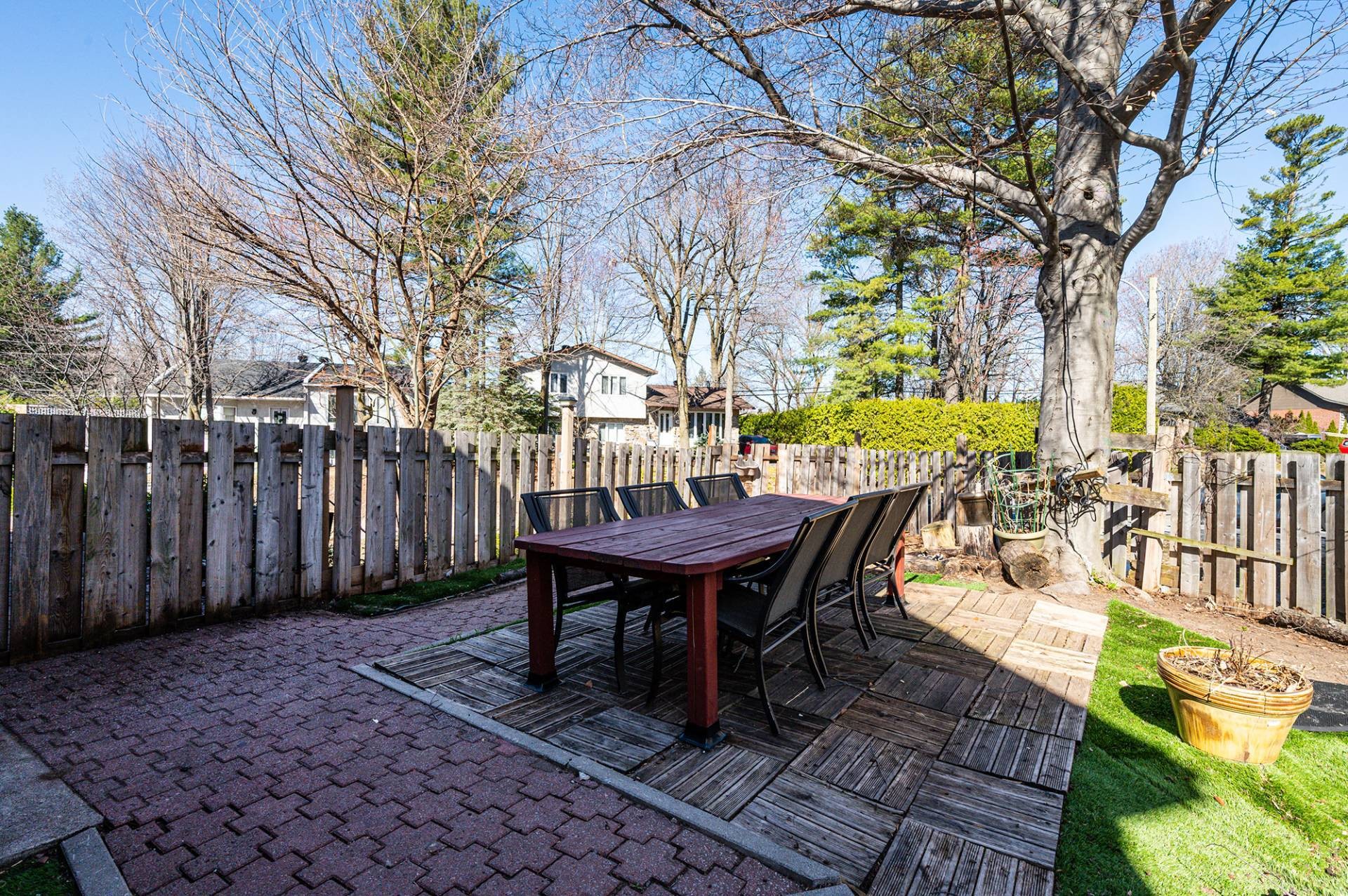 









1011


Rue Lapointe

,
Terrebonne (Lachenaie),




QC
J6W5H2

