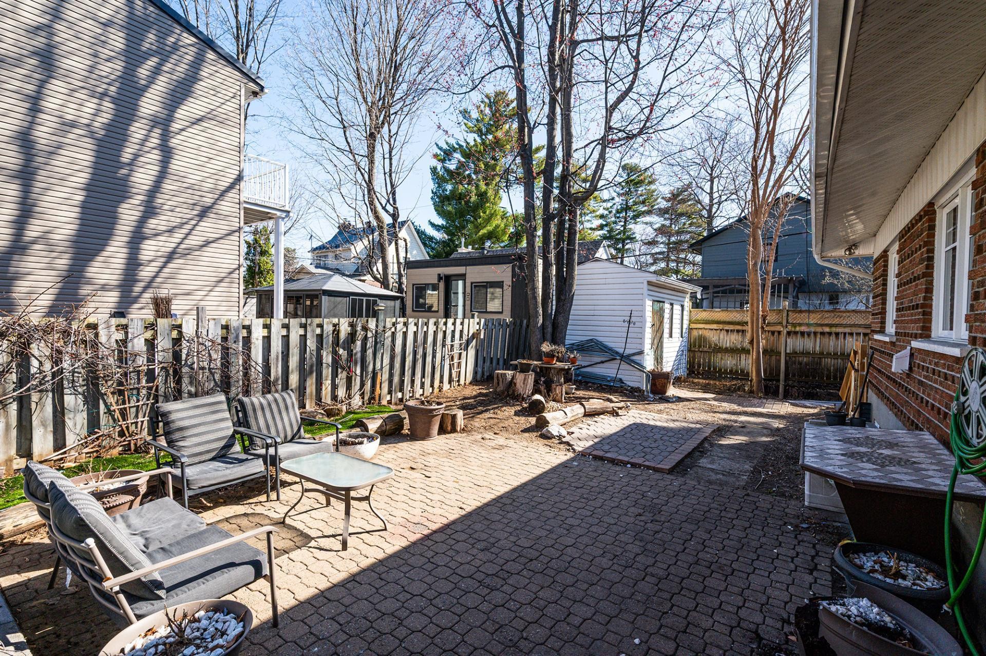 









1011


Rue Lapointe

,
Terrebonne (Lachenaie),




QC
J6W5H2

