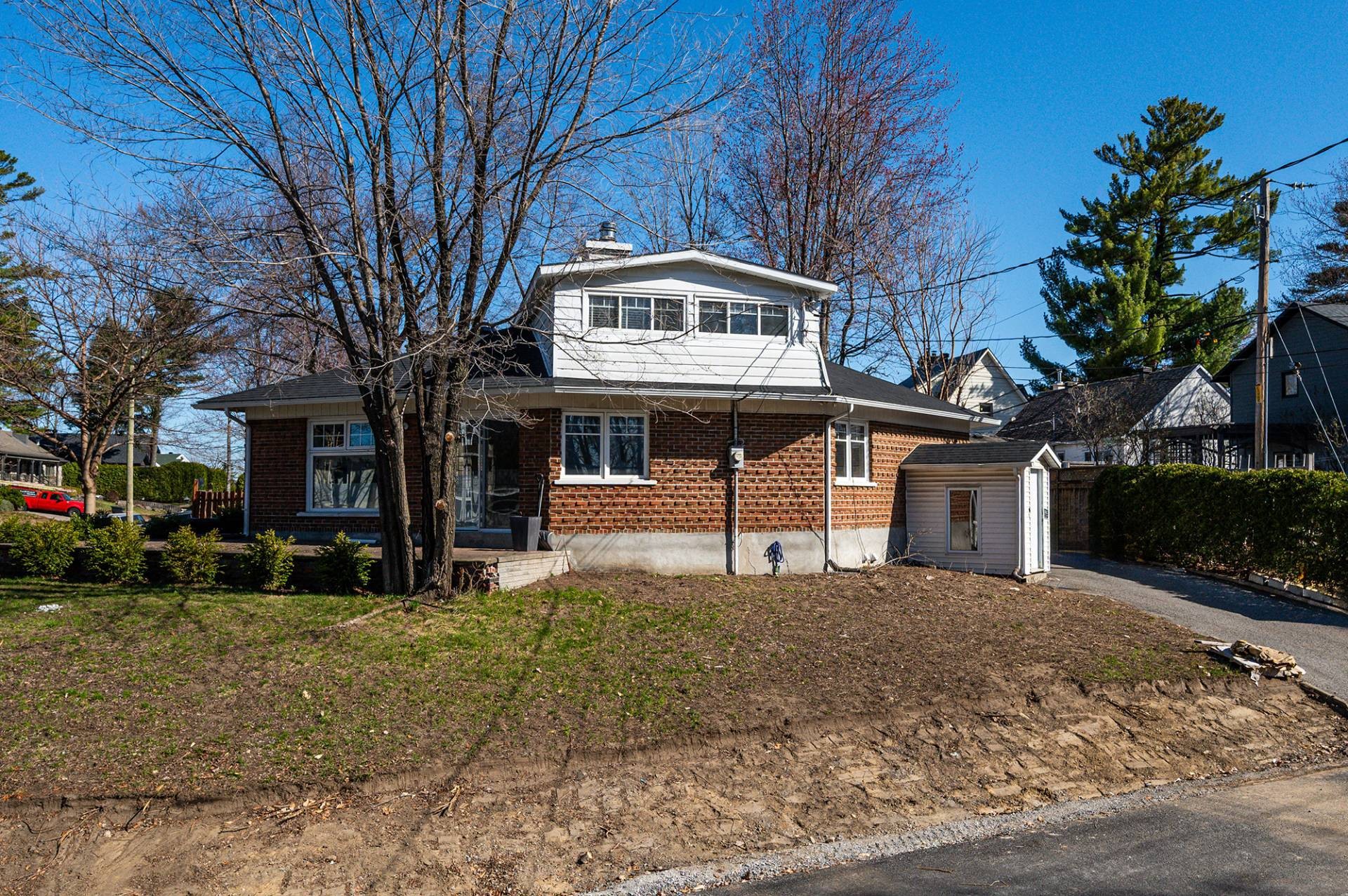 









1011


Rue Lapointe

,
Terrebonne (Lachenaie),




QC
J6W5H2

