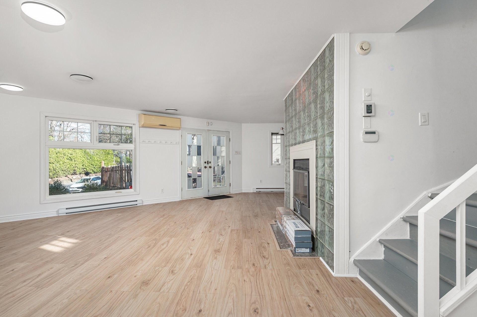 









1011


Rue Lapointe

,
Terrebonne (Lachenaie),




QC
J6W5H2

