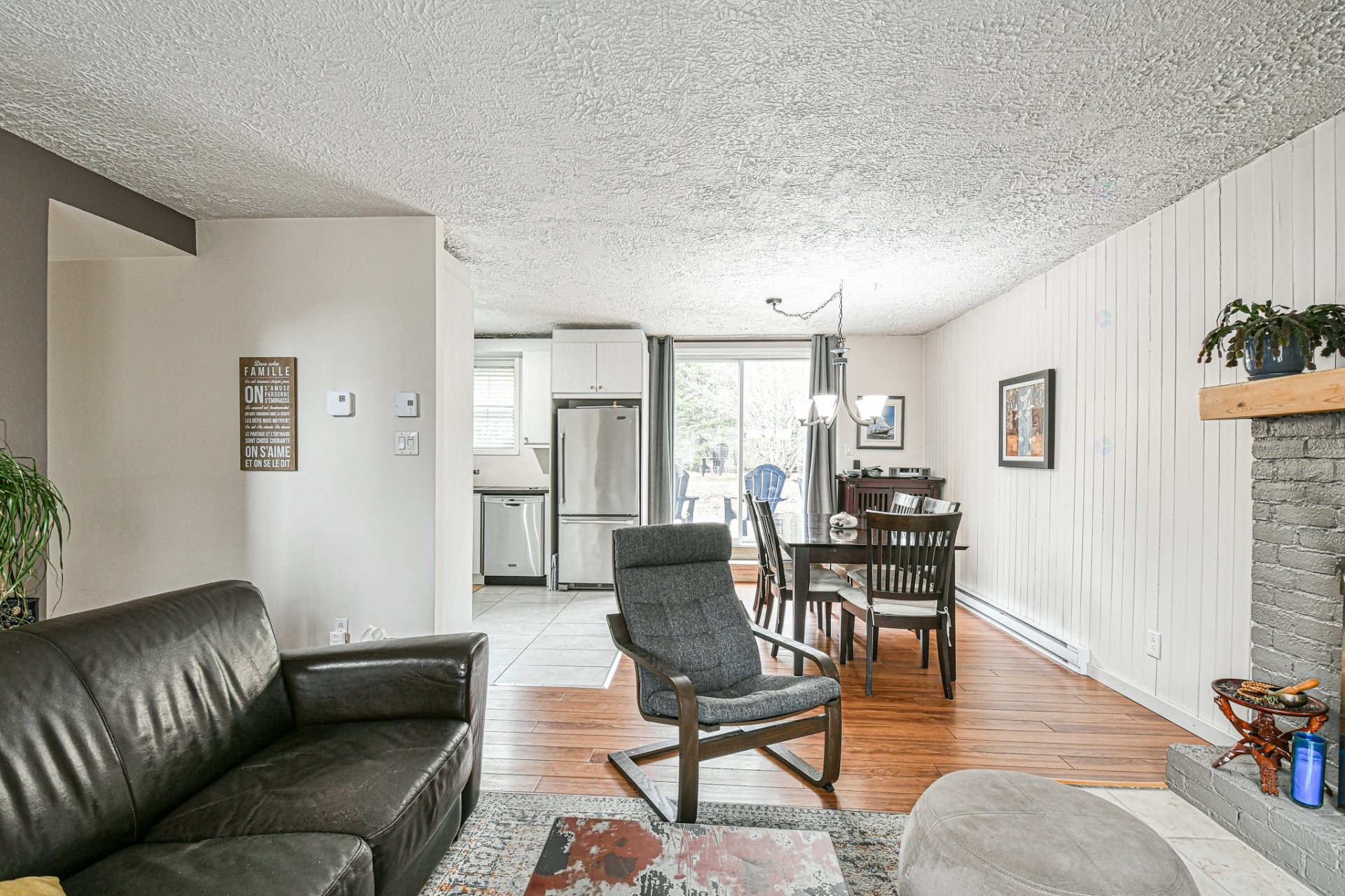 









340


Rue des Plaines

,
Sainte-Adèle,




QC
J8B1P6

