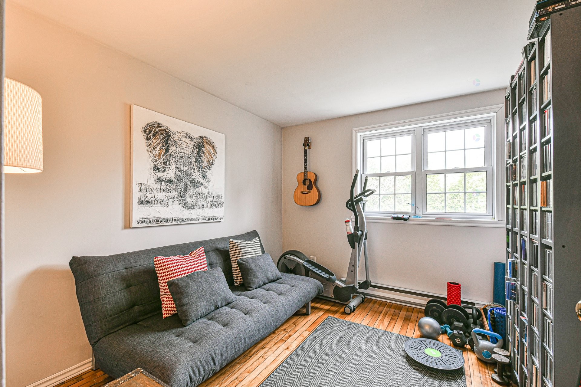 









340


Rue des Plaines

,
Sainte-Adèle,




QC
J8B1P6

