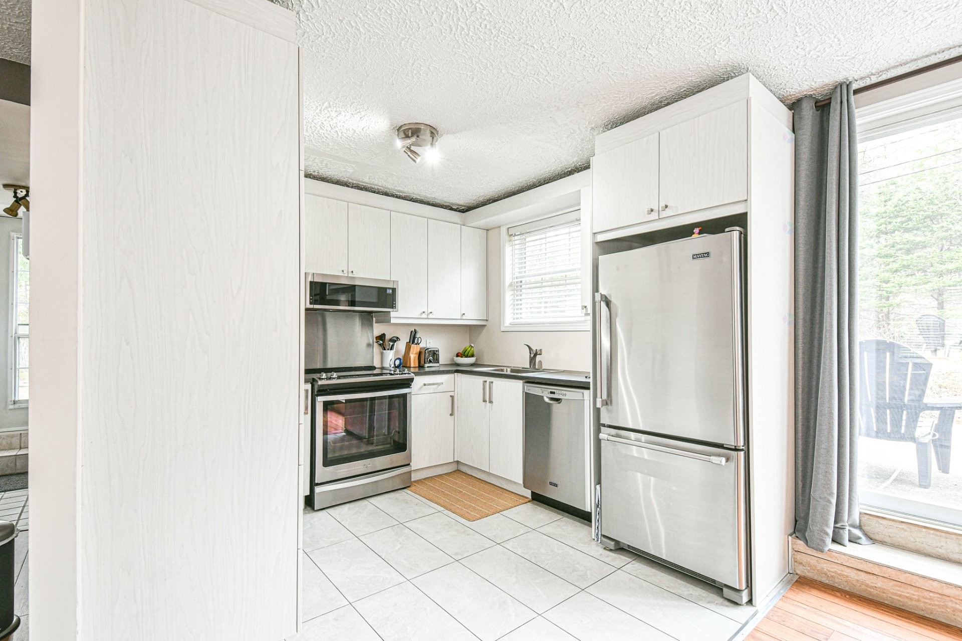 









340


Rue des Plaines

,
Sainte-Adèle,




QC
J8B1P6

