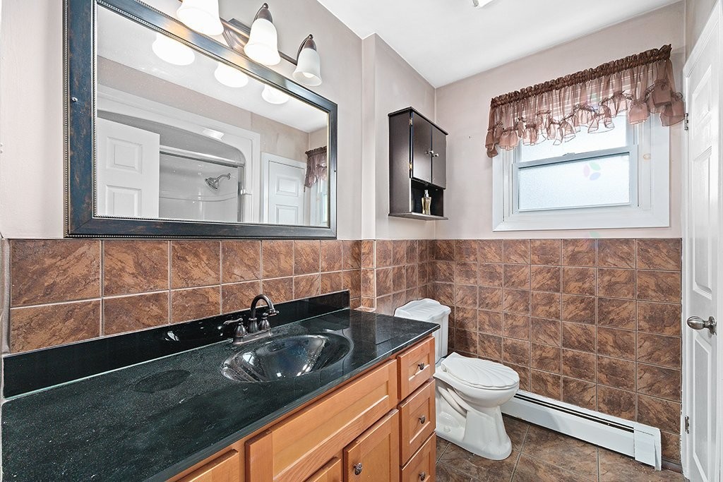 









842


Rue Principale

,
Bryson,




QC
J0X1H0

