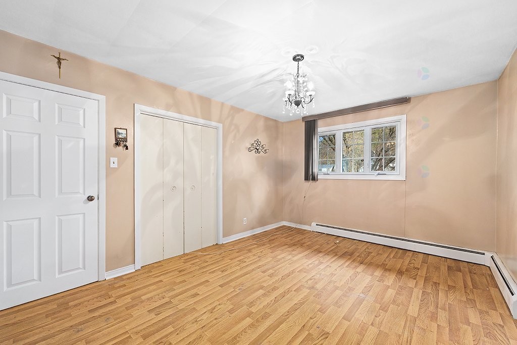 









842


Rue Principale

,
Bryson,




QC
J0X1H0

