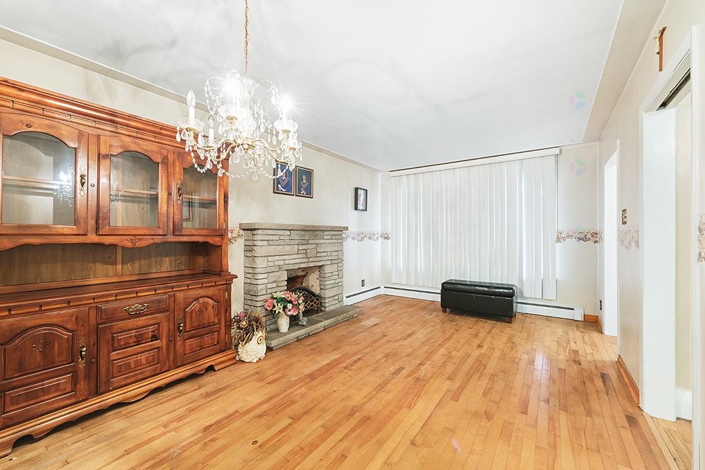 









842


Rue Principale

,
Bryson,




QC
J0X1H0

