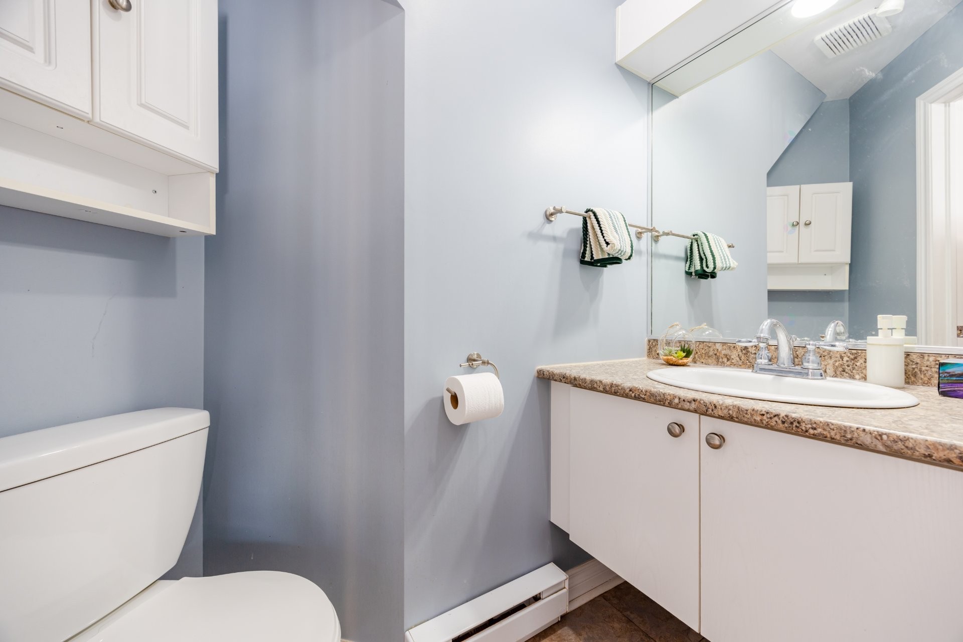 









9855


Crois. Rochelle

,
Brossard,




QC
J4X2W8

