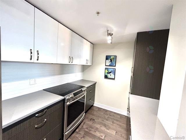 









2160


Av. Terry-Fox

, 711,
Laval (Chomedey),




QC
H7T3B7

