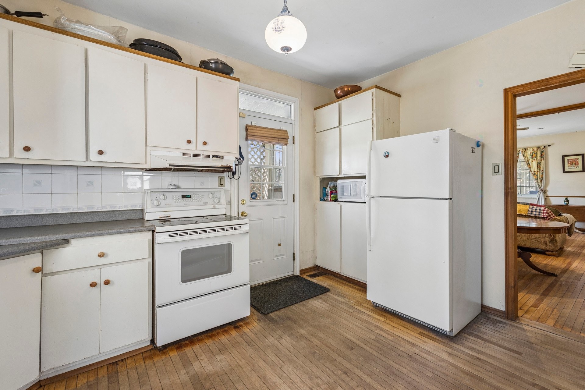 









25


Av. Queen

,
Pointe-Claire,




QC
H9R4G1

