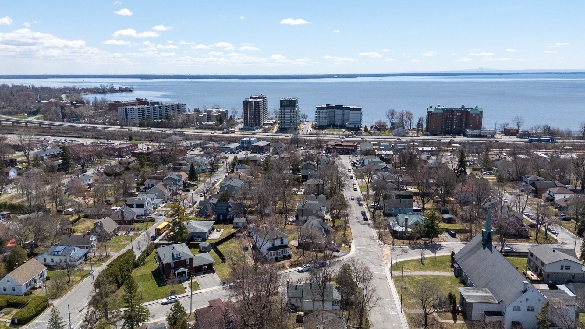 









25


Av. Queen

,
Pointe-Claire,




QC
H9R4G1

