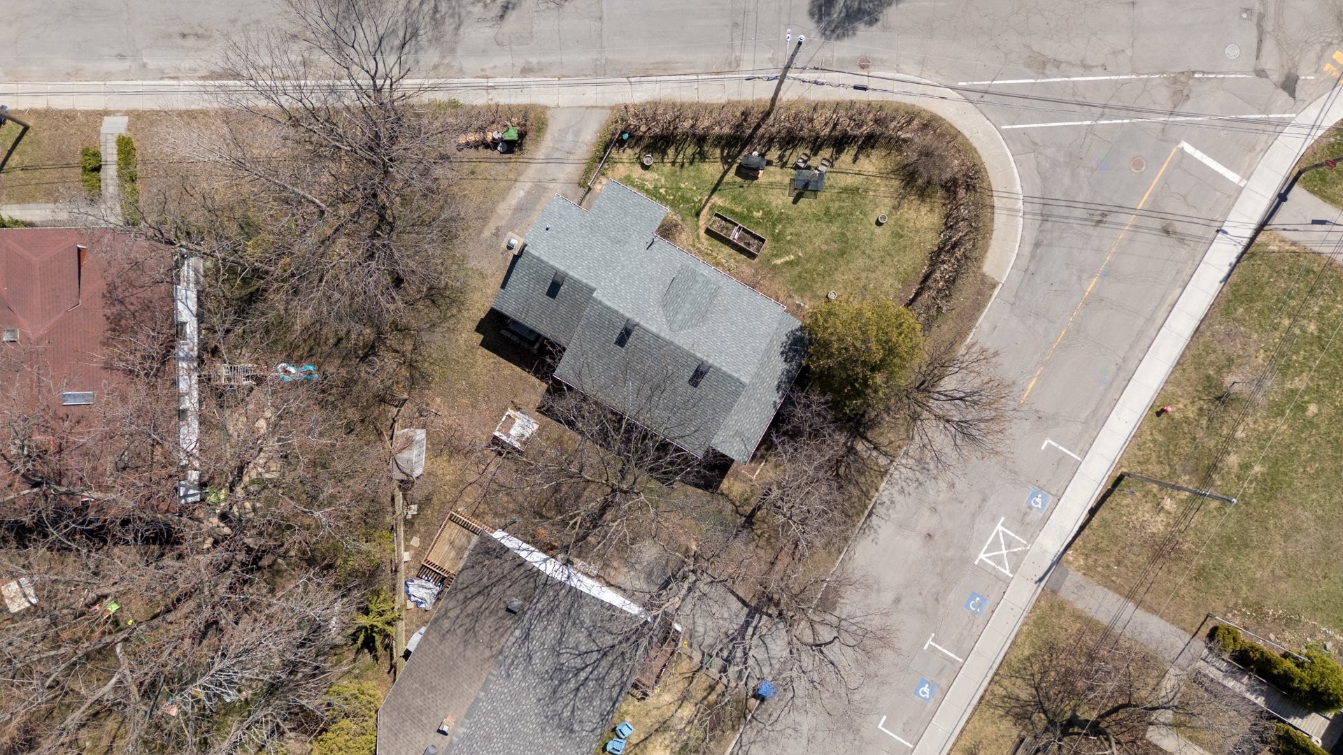 









25


Av. Queen

,
Pointe-Claire,




QC
H9R4G1

