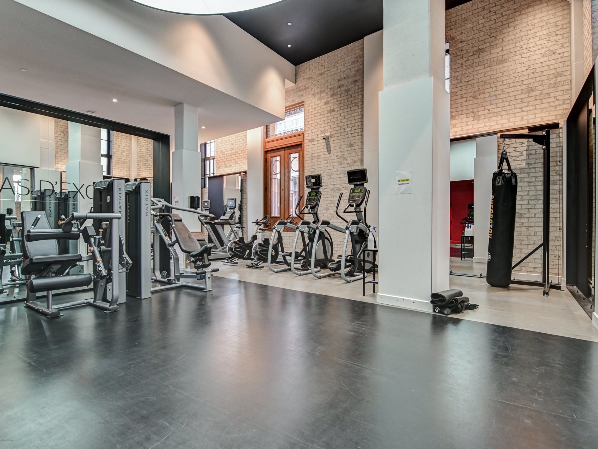 









1188


Rue St-Antoine O.

, 2801,
Montréal (Ville-Marie),




QC
H3C1B4

