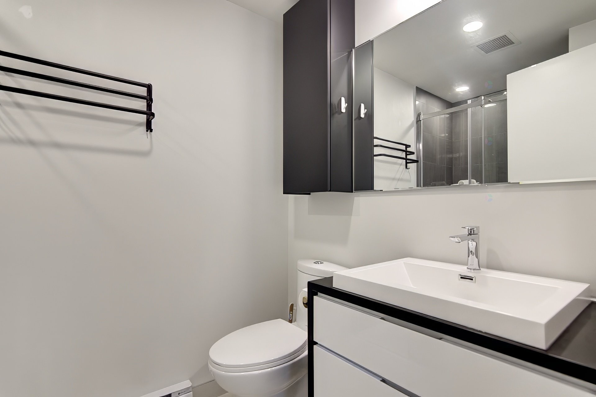 









1188


Rue St-Antoine O.

, 2801,
Montréal (Ville-Marie),




QC
H3C1B4

