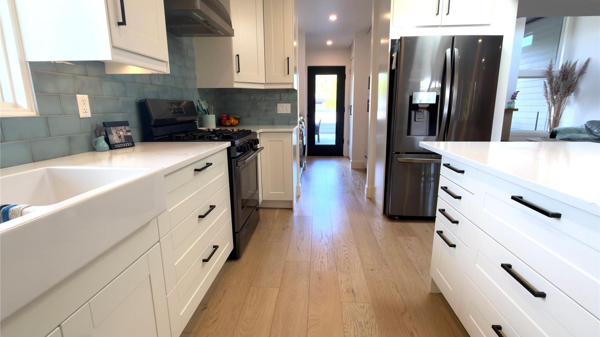 









338


Burne

Avenue,
Kelowna,




BC
V1Y 5P1

