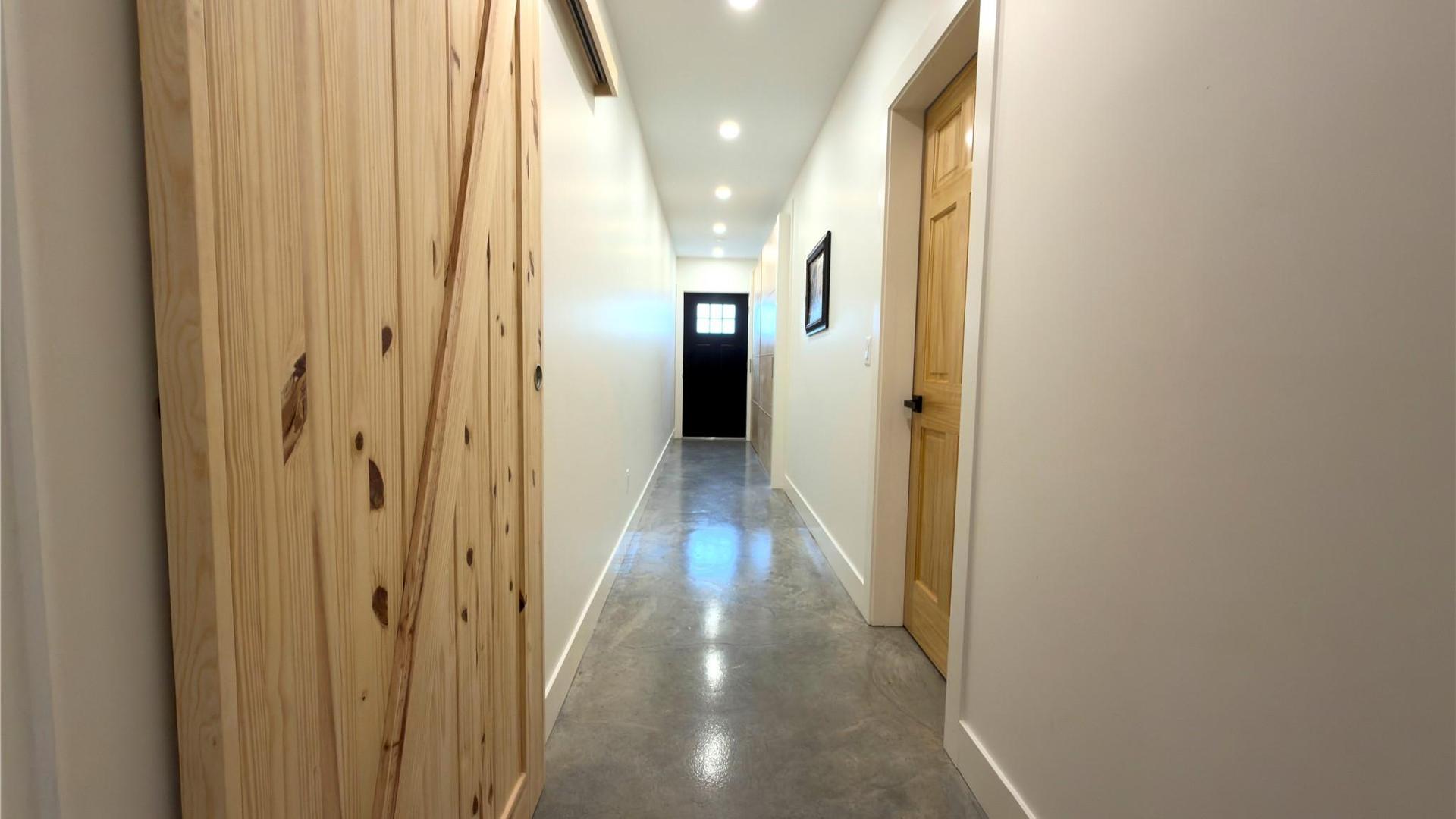 









338


Burne

Avenue,
Kelowna,




BC
V1Y 5P1

