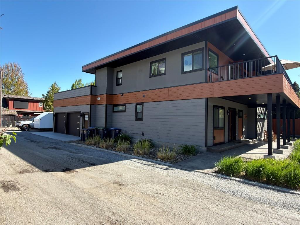 









338


Burne

Avenue,
Kelowna,




BC
V1Y 5P1

