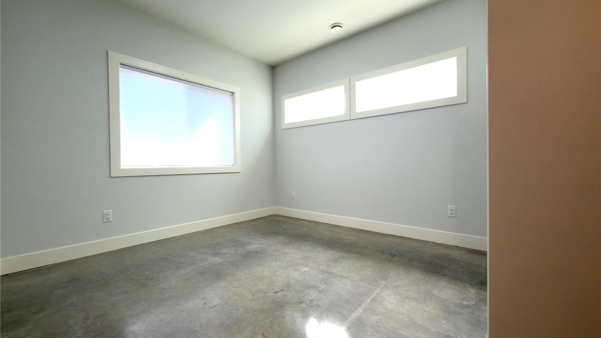 









338


Burne

Avenue,
Kelowna,




BC
V1Y 5P1

