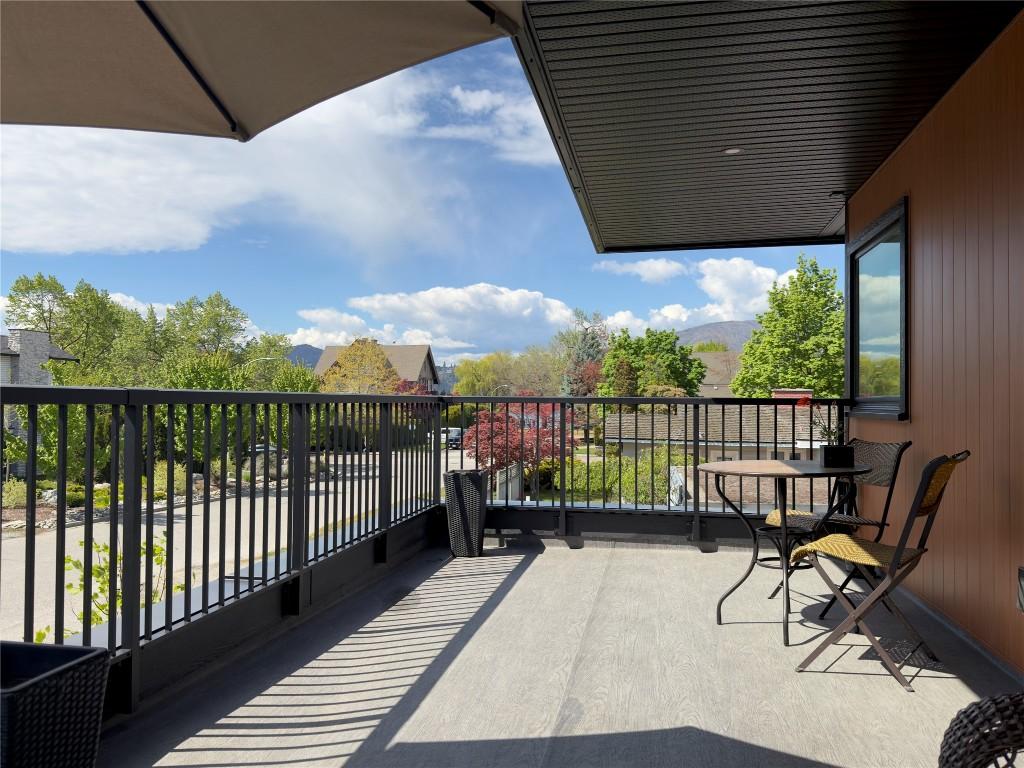









338


Burne

Avenue,
Kelowna,




BC
V1Y 5P1

