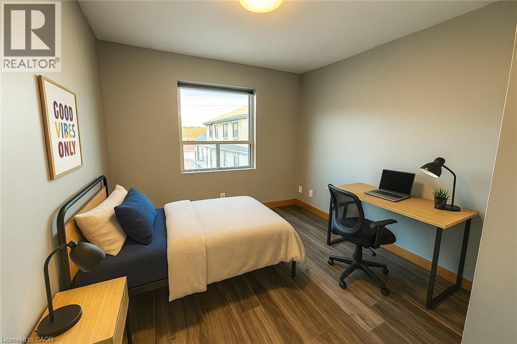 












12 BRIDGEPORT Road E Unit# 20

,
Waterloo,




Ontario
N2J2J3

