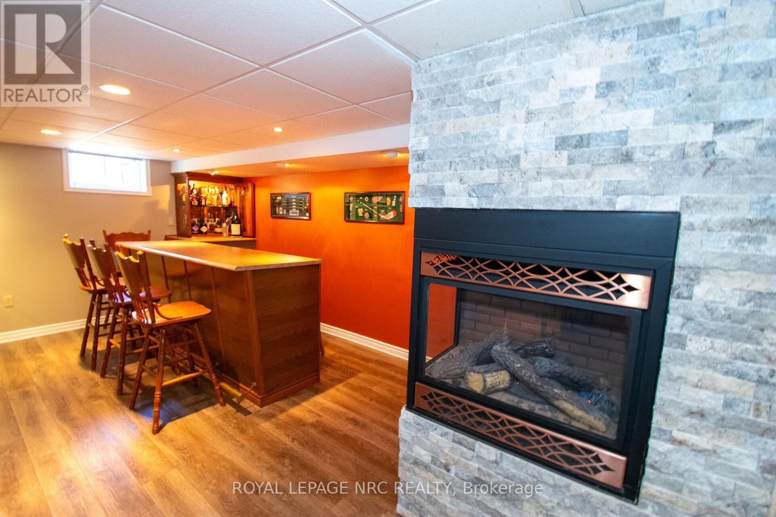 












7296 ALEX AVENUE

,
Niagara Falls (Oldfield),




Ontario
L2G7V4

