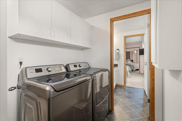 









20


Spine

DR,
Winnipeg,




MB
R2N 1C3

