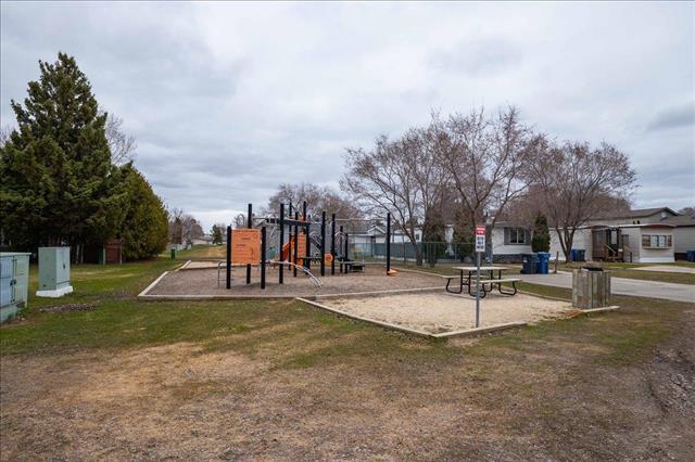 









20


Spine

DR,
Winnipeg,




MB
R2N 1C3


