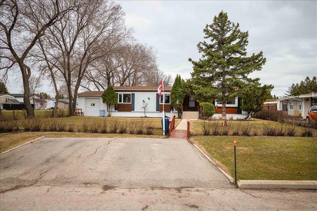 









20


Spine

DR,
Winnipeg,




MB
R2N 1C3


