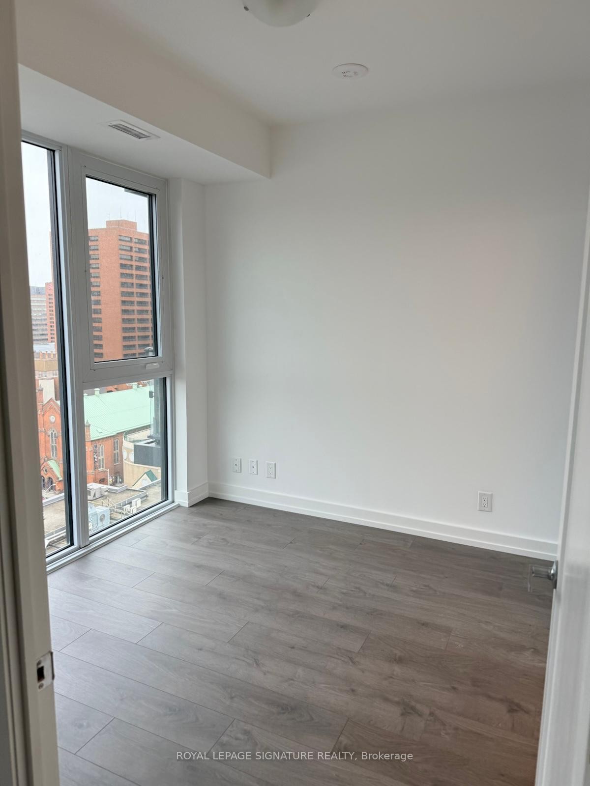 









75


James

Street, 1401,
Hamilton,




ON
L8P 2Y9

