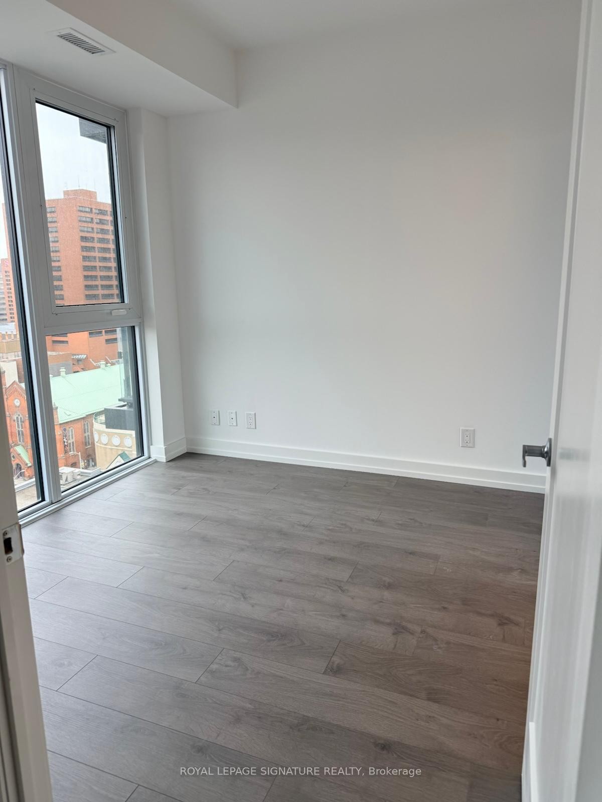 









75


James

Street, 1401,
Hamilton,




ON
L8P 2Y9


