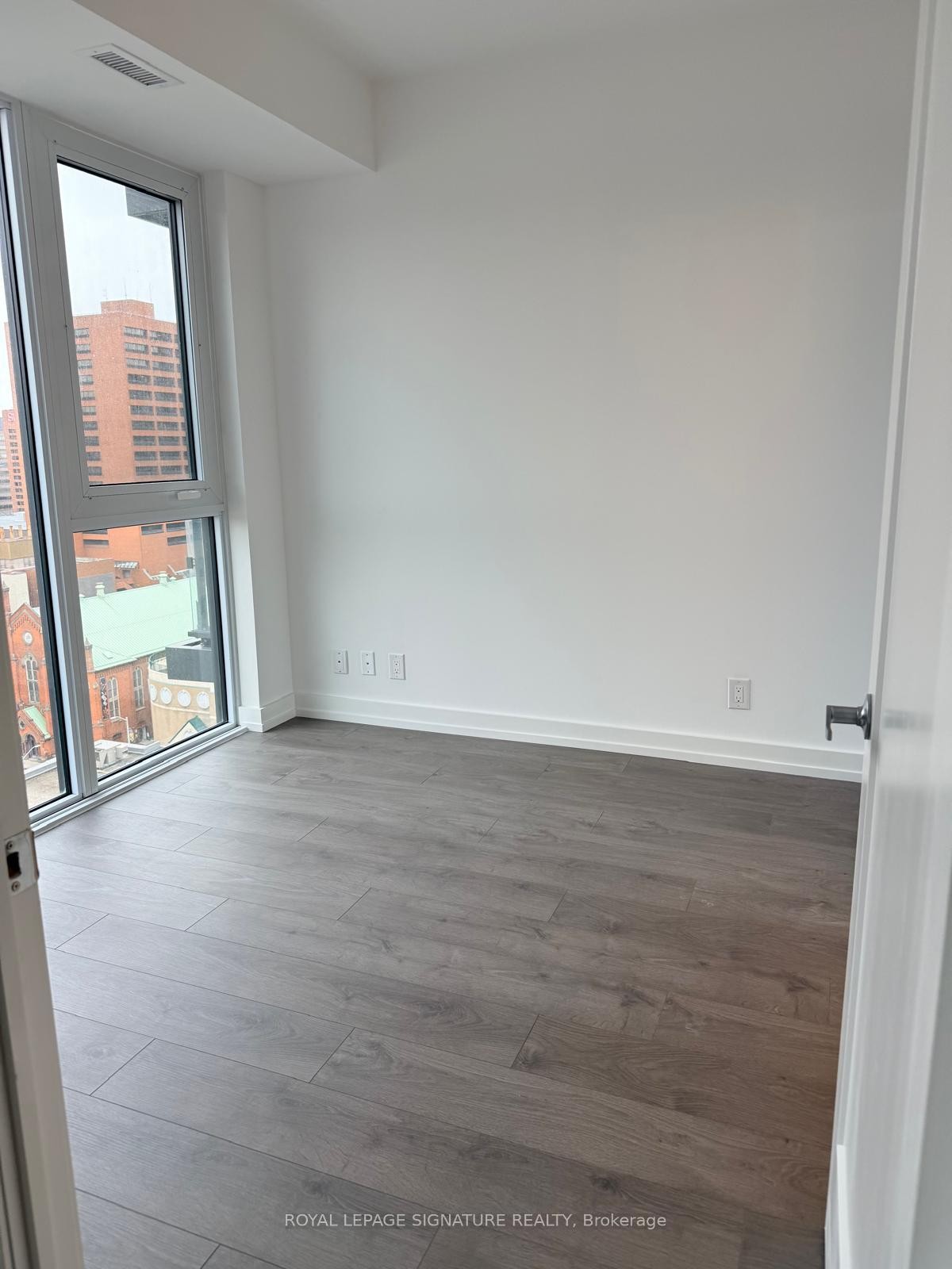 









75


James

Street, 1401,
Hamilton,




ON
L8P 2Y9

