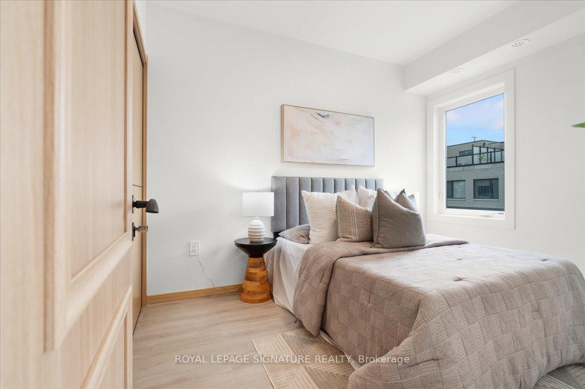 









3427


Sheppard

Avenue East, 306,
Toronto,




ON
M1T 3K5

