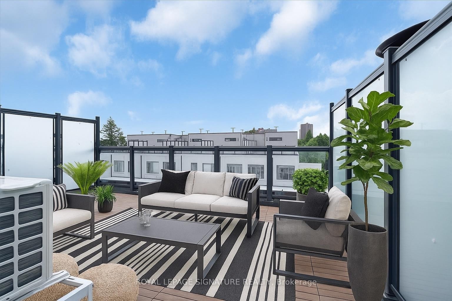 









3427


Sheppard

Avenue East, 306,
Toronto,




ON
M1T 3K5

