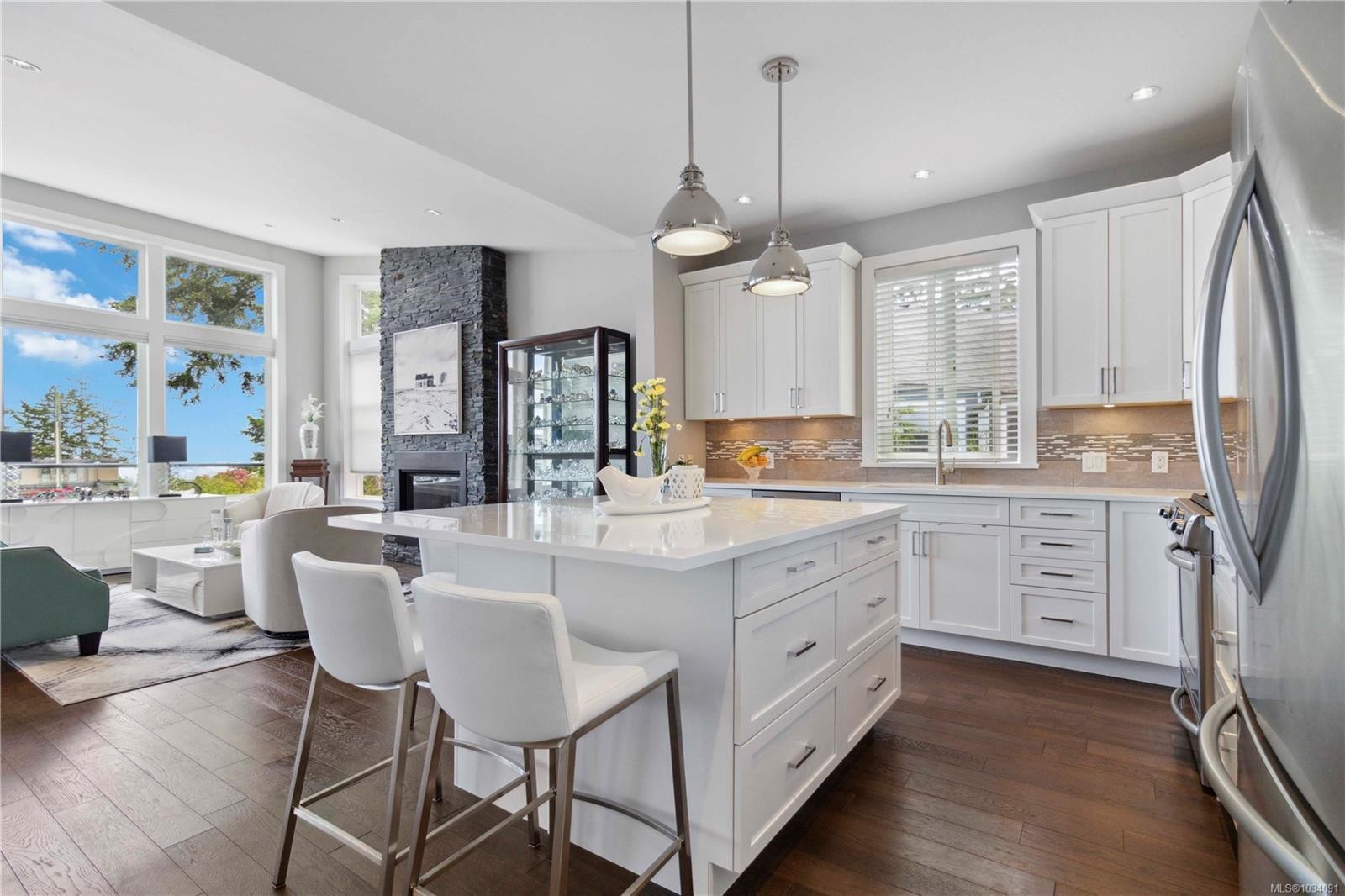 









708


Demel

Pl,
Colwood,




BC
V9C 3L6

