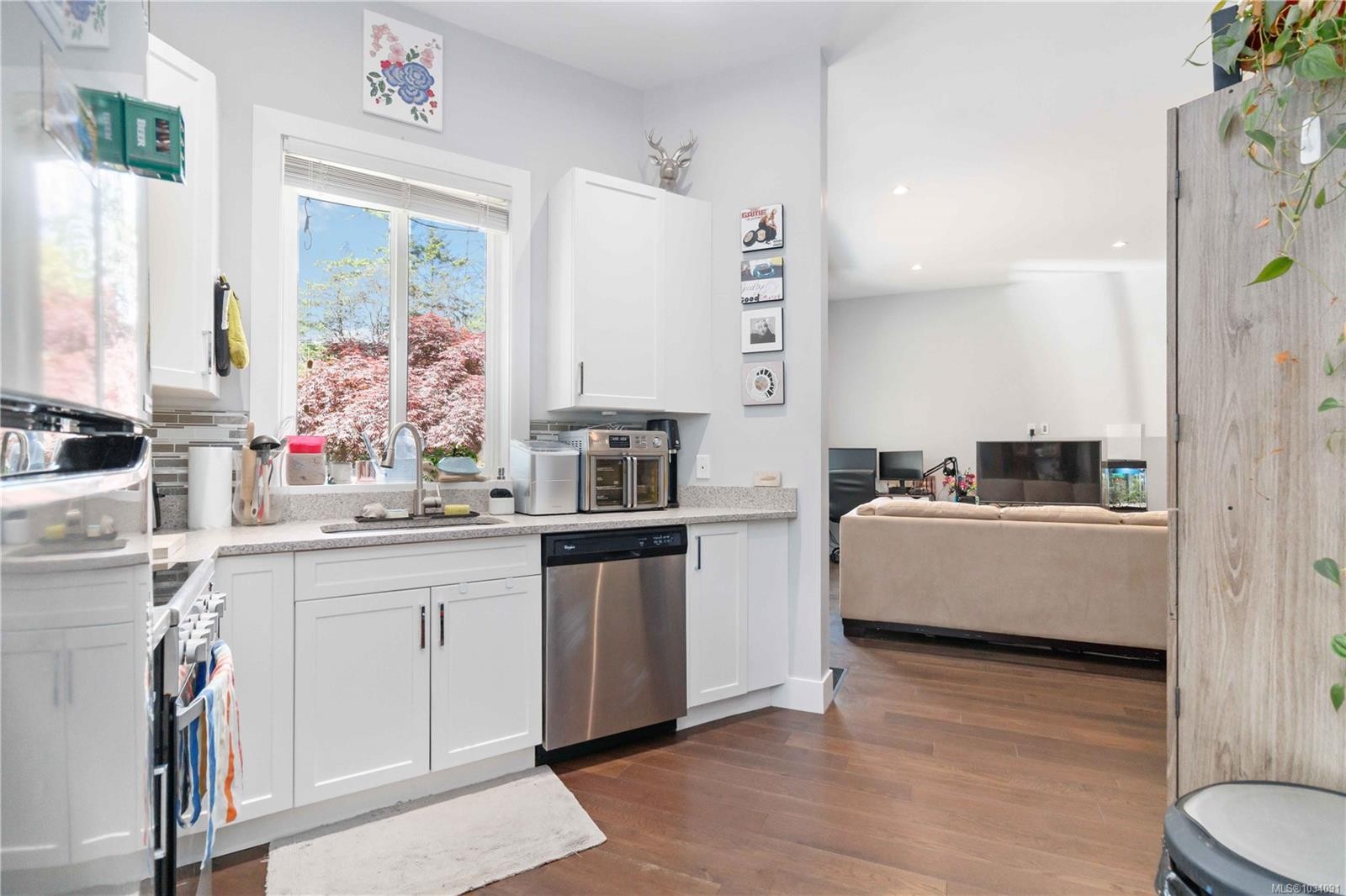 









708


Demel

Pl,
Colwood,




BC
V9C 3L6

