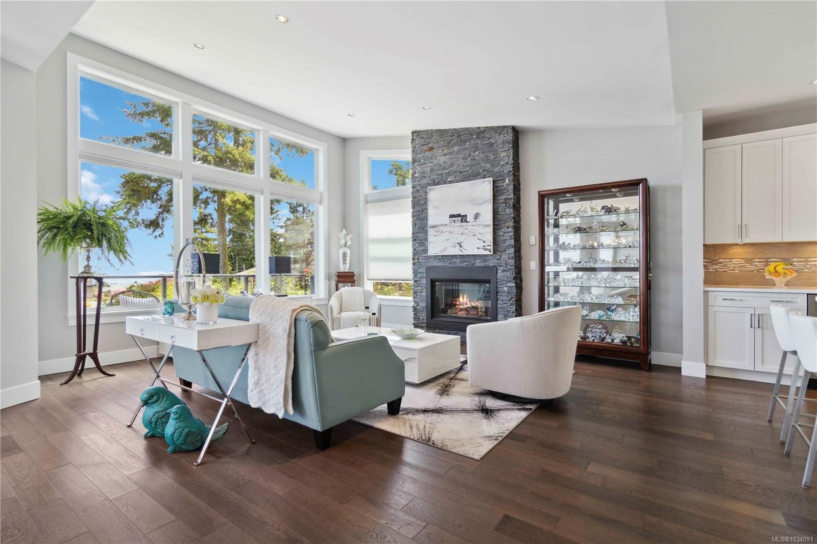 









708


Demel

Pl,
Colwood,




BC
V9C 3L6

