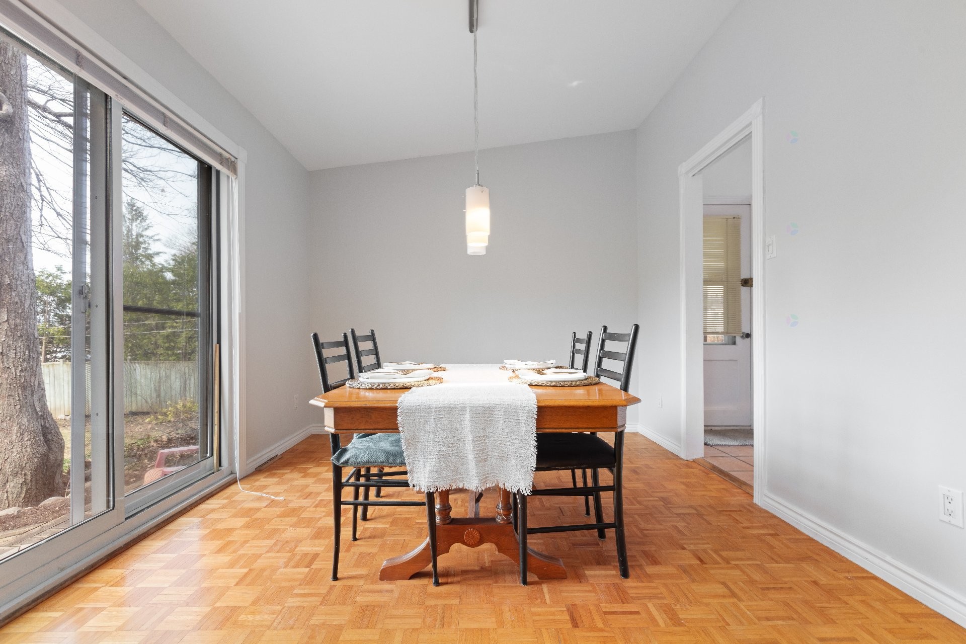 









78


Av. du Lac

,
Sainte-Julie,




QC
J3E2Y9

