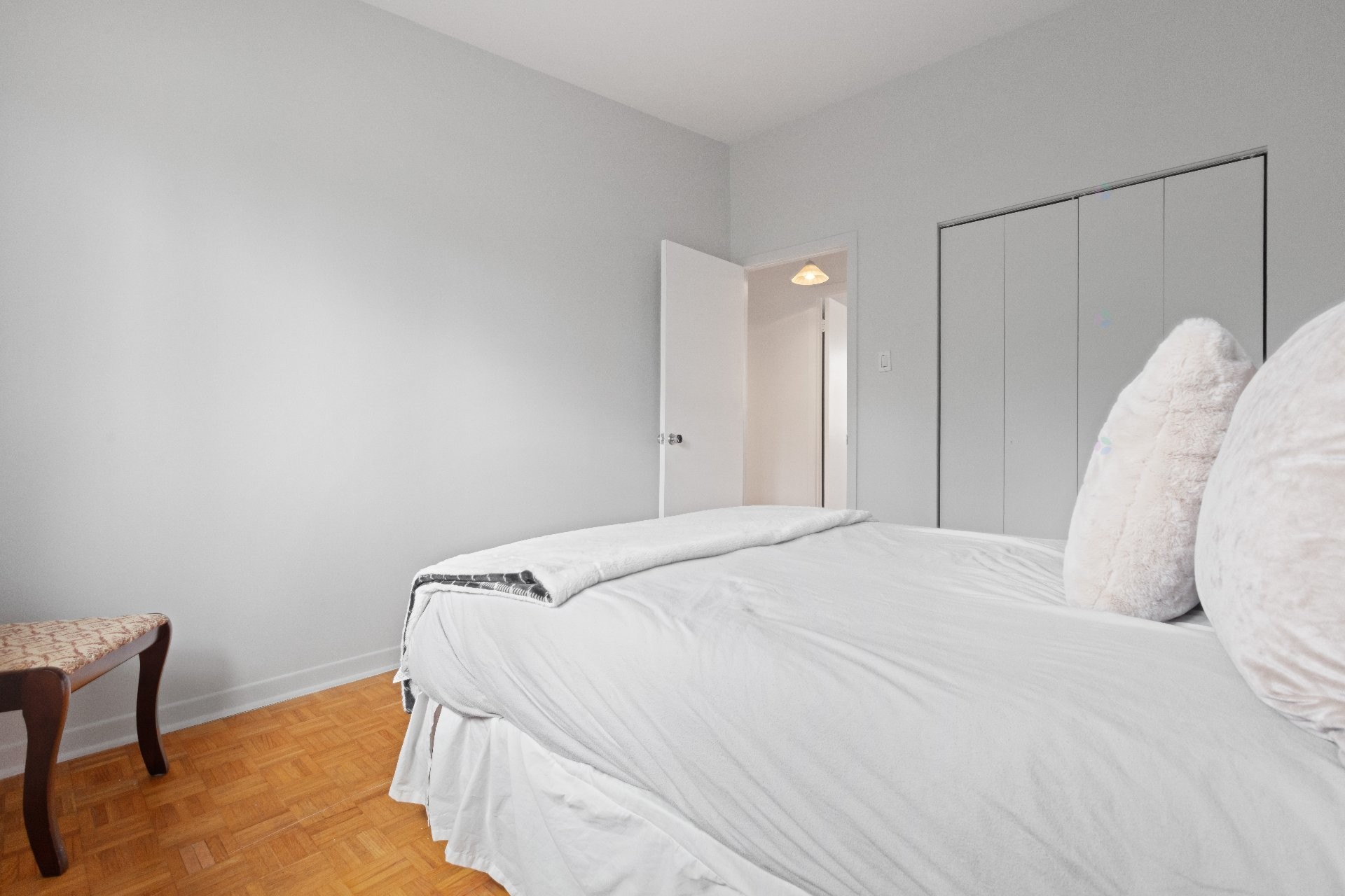 









78


Av. du Lac

,
Sainte-Julie,




QC
J3E2Y9


