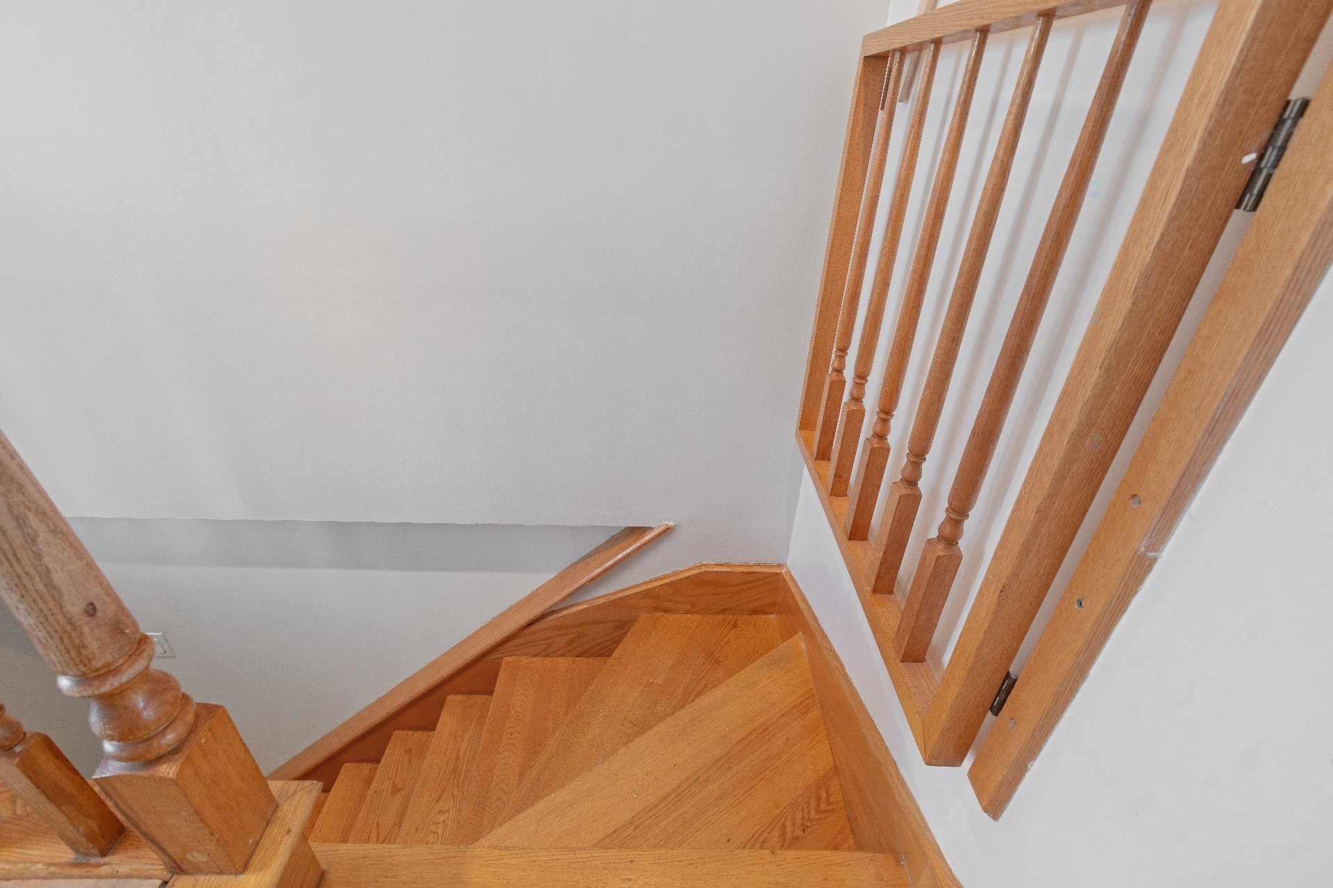 









78


Av. du Lac

,
Sainte-Julie,




QC
J3E2Y9

