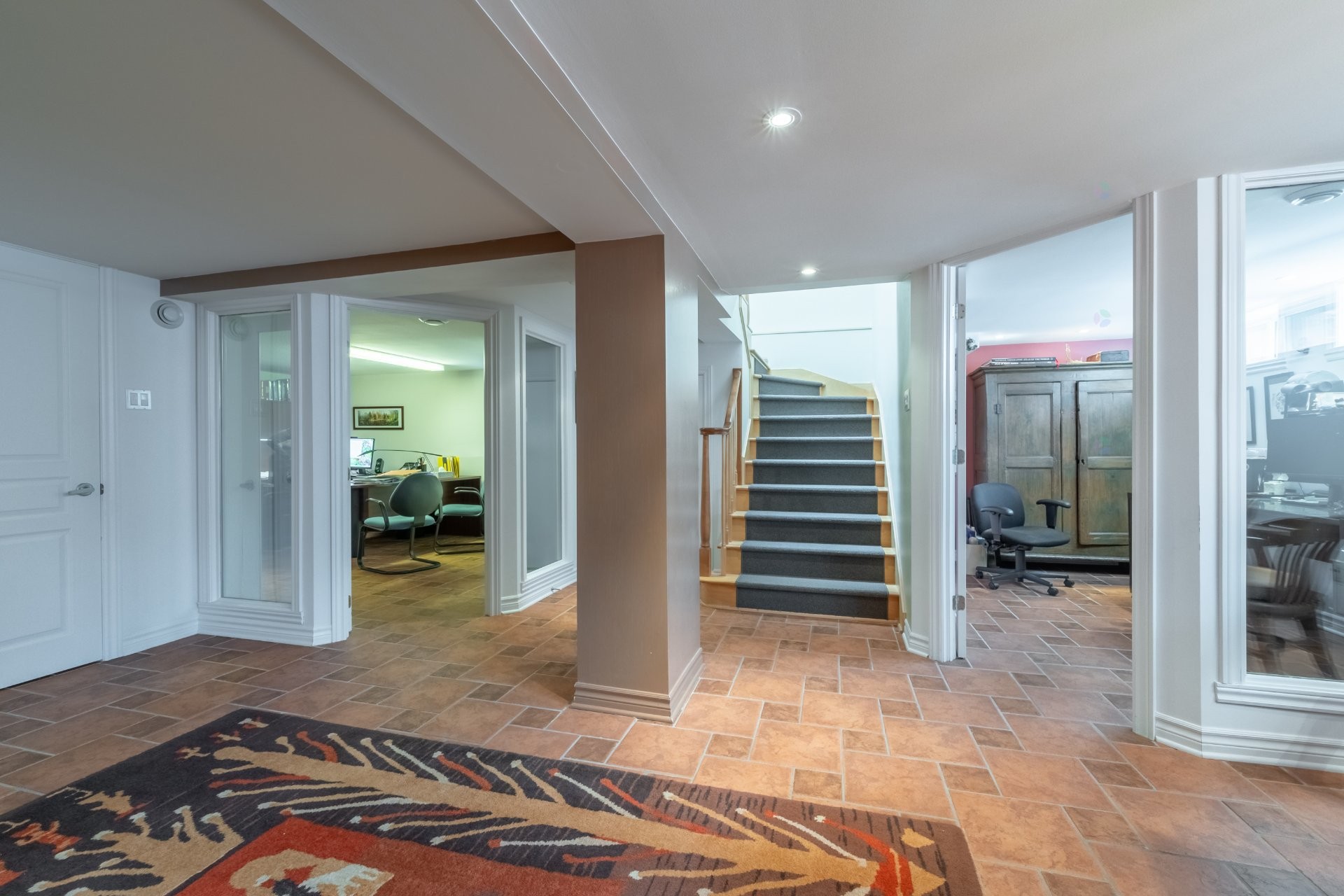 









105


Av. de Brixton

,
Saint-Lambert,




QC
J4P3A1

