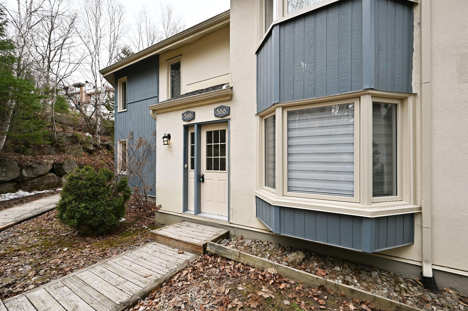









566


Ch. du Skieur

,
Piedmont,




QC
J0R1R3

