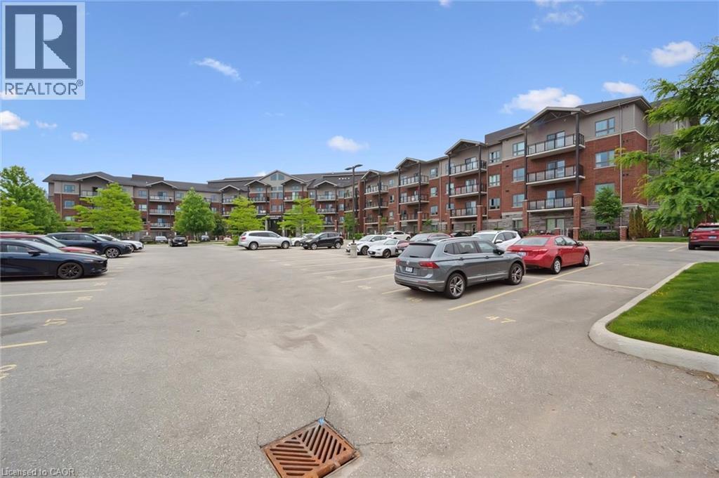 












35 KINGSBURY Square Unit# 121

,
Guelph,




Ontario
N1L0J4


