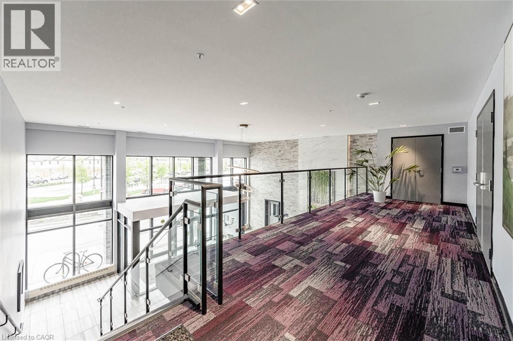 












35 KINGSBURY Square Unit# 121

,
Guelph,




Ontario
N1L0J4

